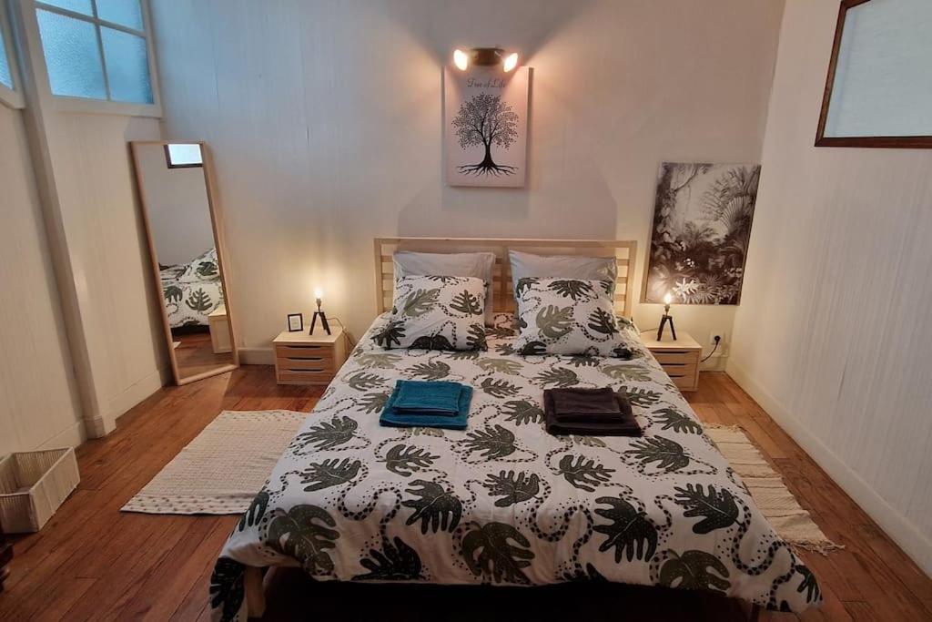 Appartement Dans Maison De Ville - 4 Personnes Oloron-Sainte-Marie Buitenkant foto